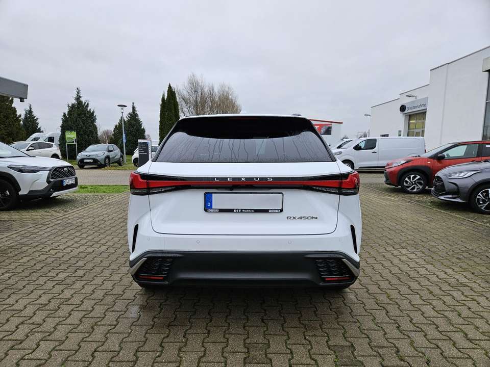 Lexus RX 450h - Imagem 8