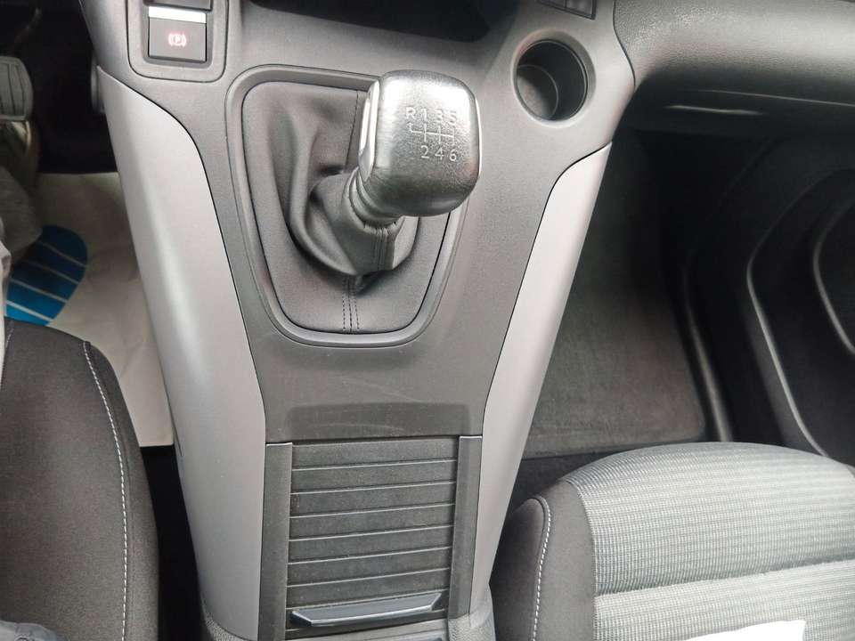 Toyota Proace - Imagem 19