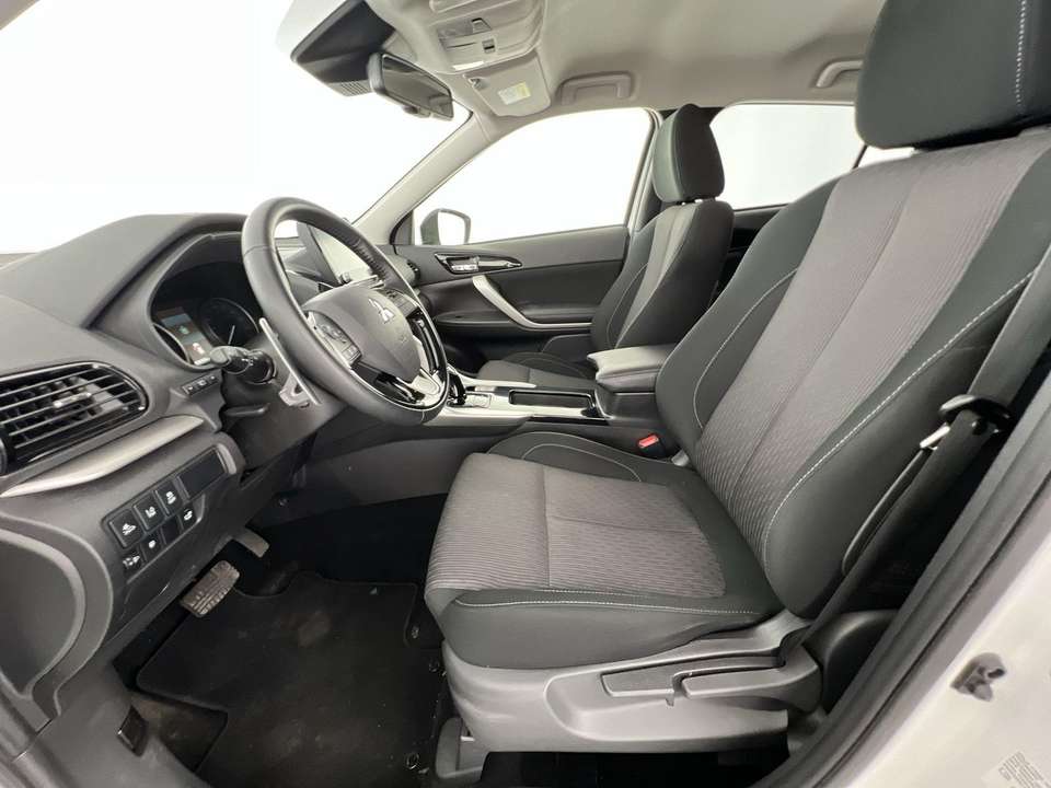 Mitsubishi Eclipse Cross - Imagem 8
