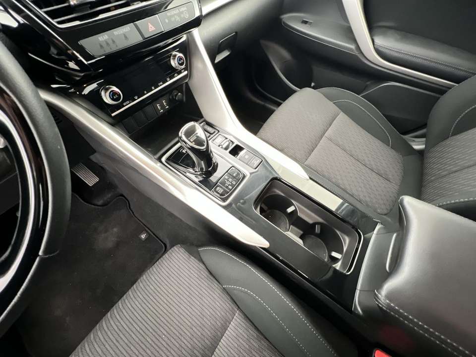 Mitsubishi Eclipse Cross - Imagem 15