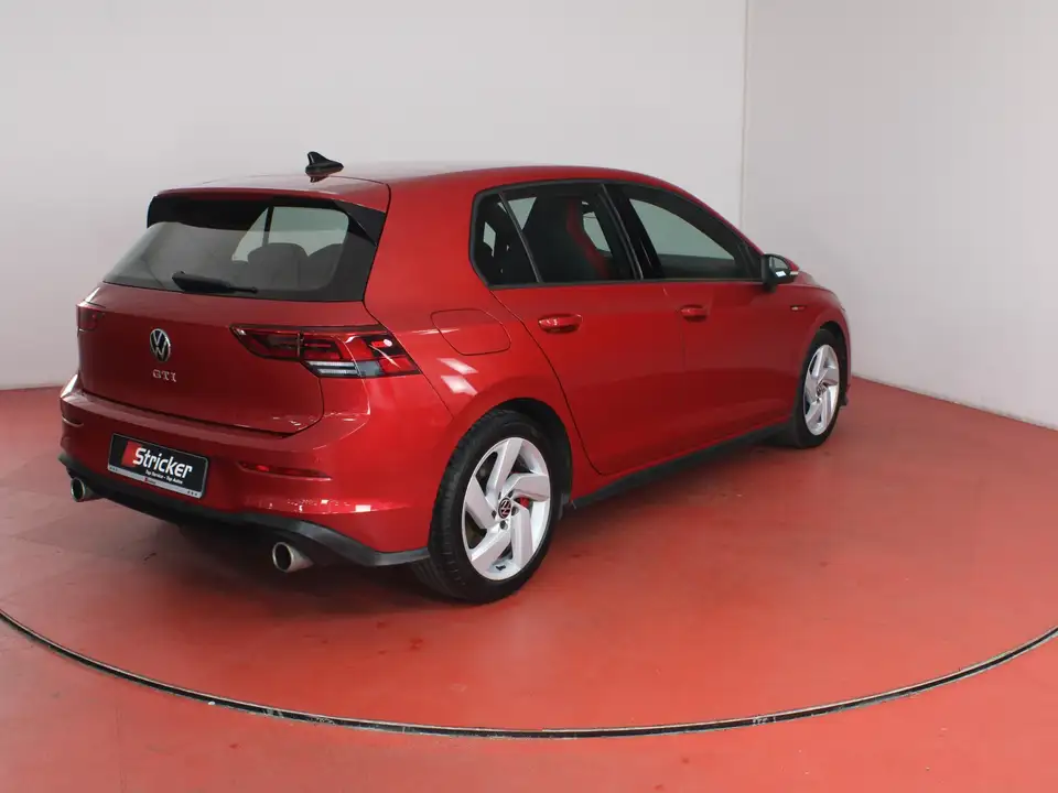 Volkswagen Golf - Imagem 2