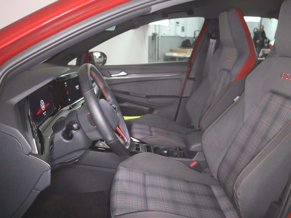 Volkswagen Golf - Imagem 5