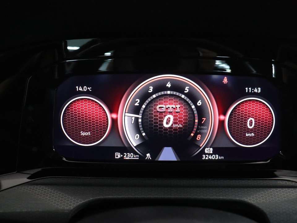 Volkswagen Golf - Imagem 8