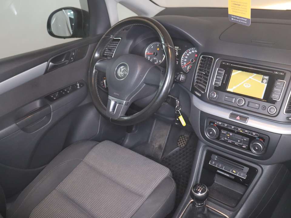 Volkswagen Sharan - Imagem 11