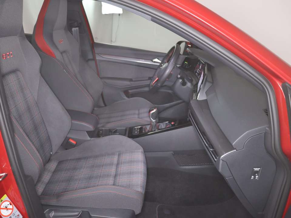 Volkswagen Golf - Imagem 12