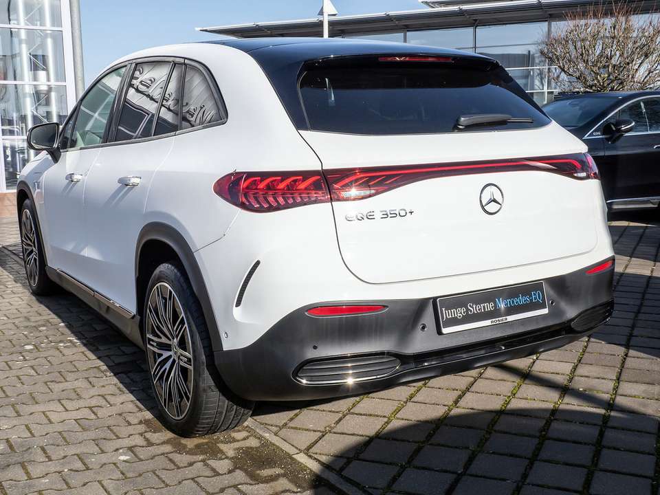 Mercedes-Benz EQE 350 - Imagem 9