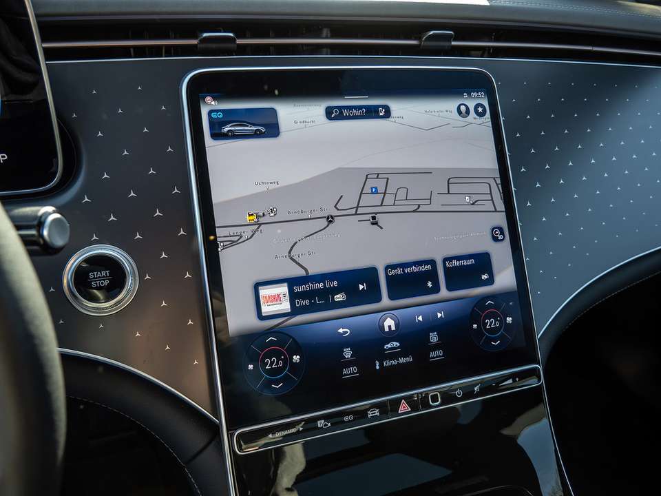 Mercedes-Benz EQE 350 - Imagem 13