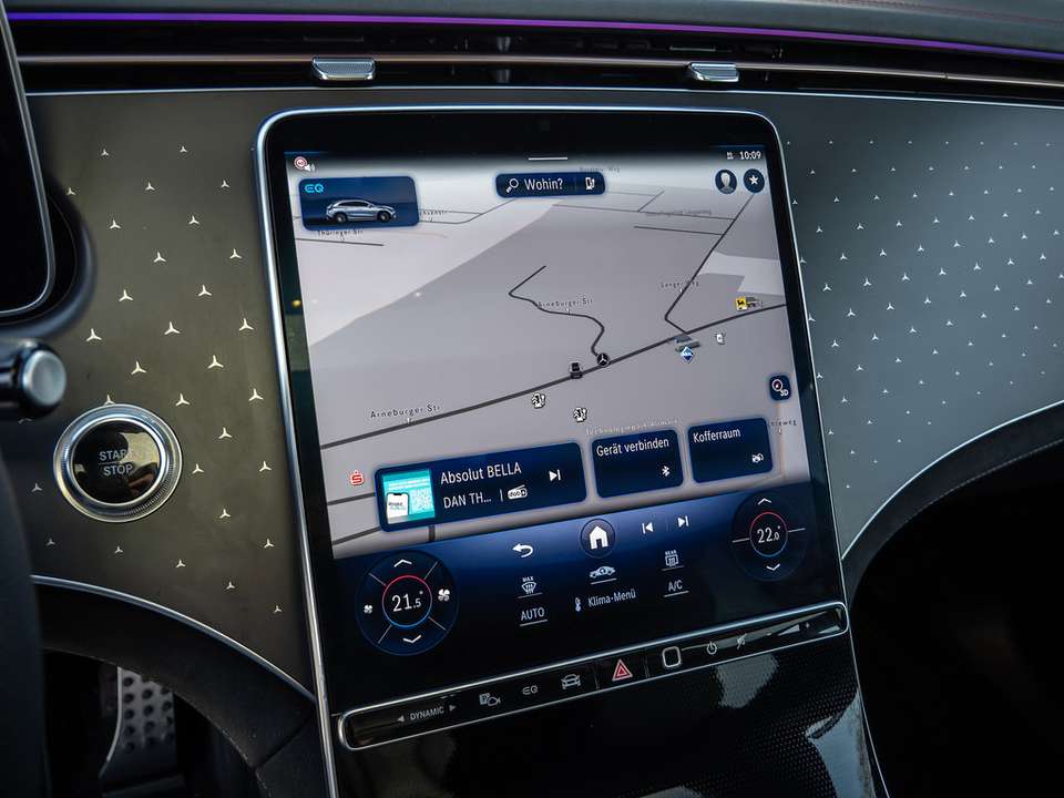 Mercedes-Benz EQE 350 - Imagem 13