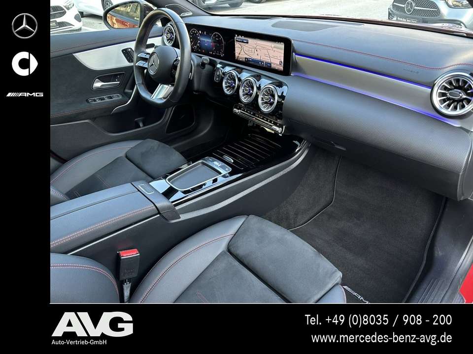 Mercedes-Benz CLA 220 - Imagem 12