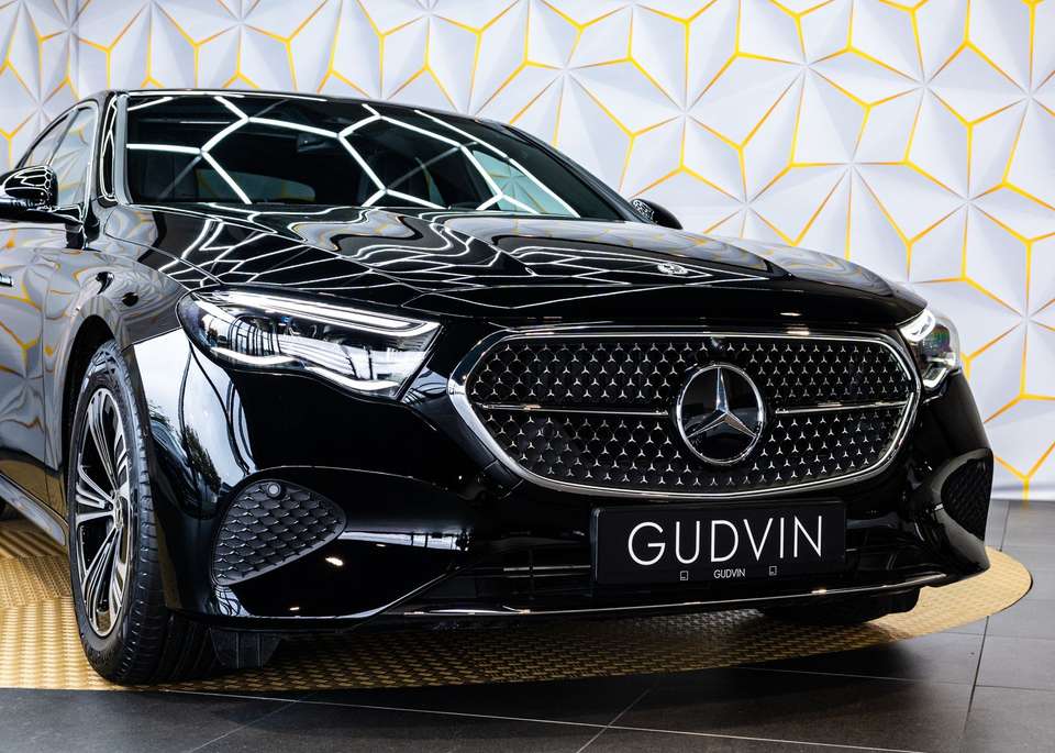 Mercedes-Benz E 220 - Imagem 6