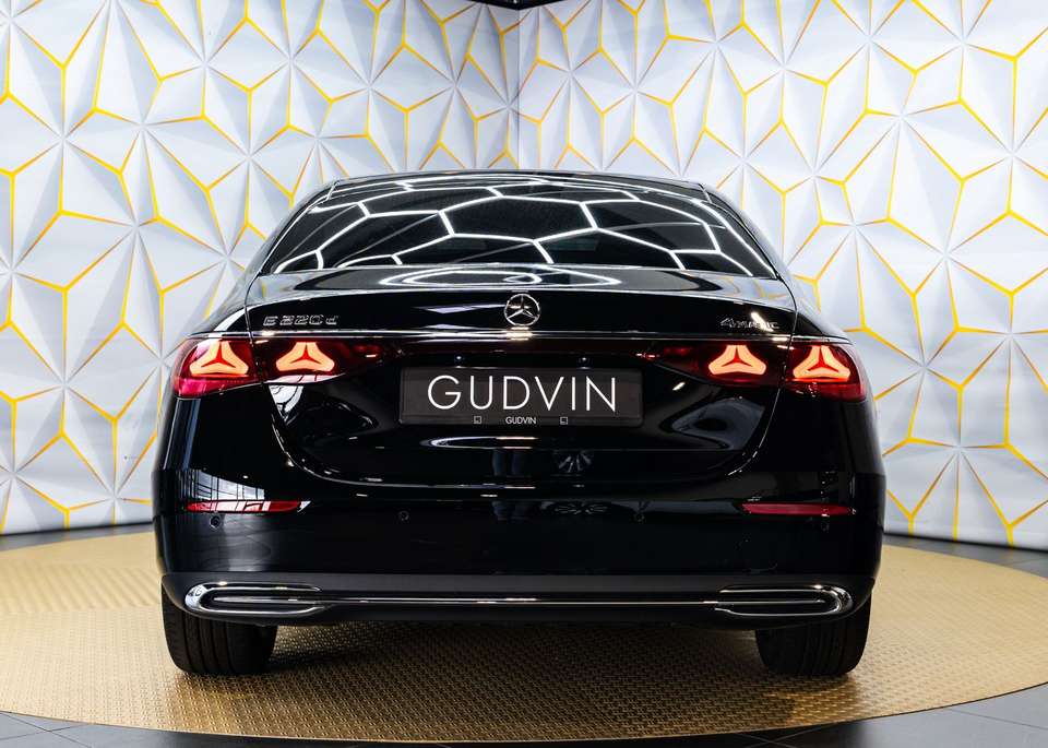 Mercedes-Benz E 220 - Imagem 11