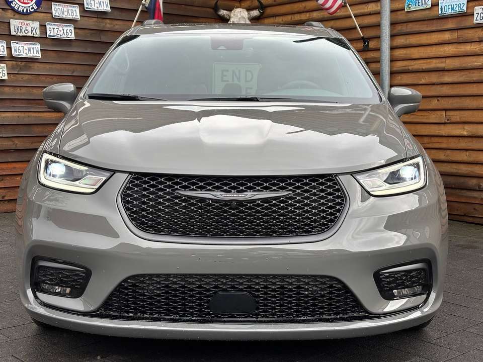 Chrysler Pacifica - Imagem 6