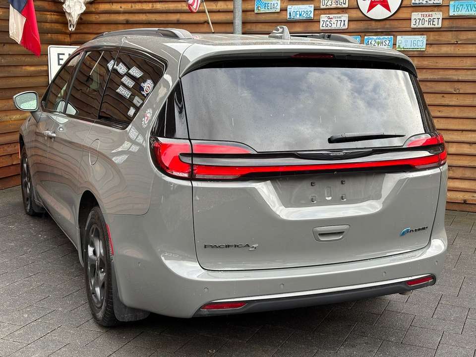 Chrysler Pacifica - Imagem 15