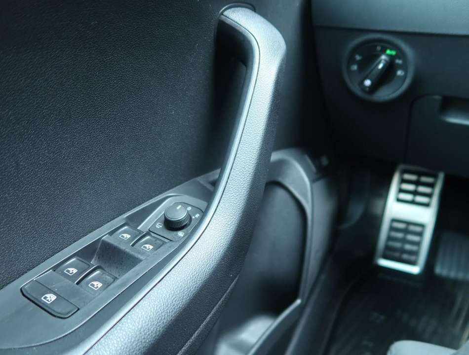 Skoda Karoq - Imagem 13