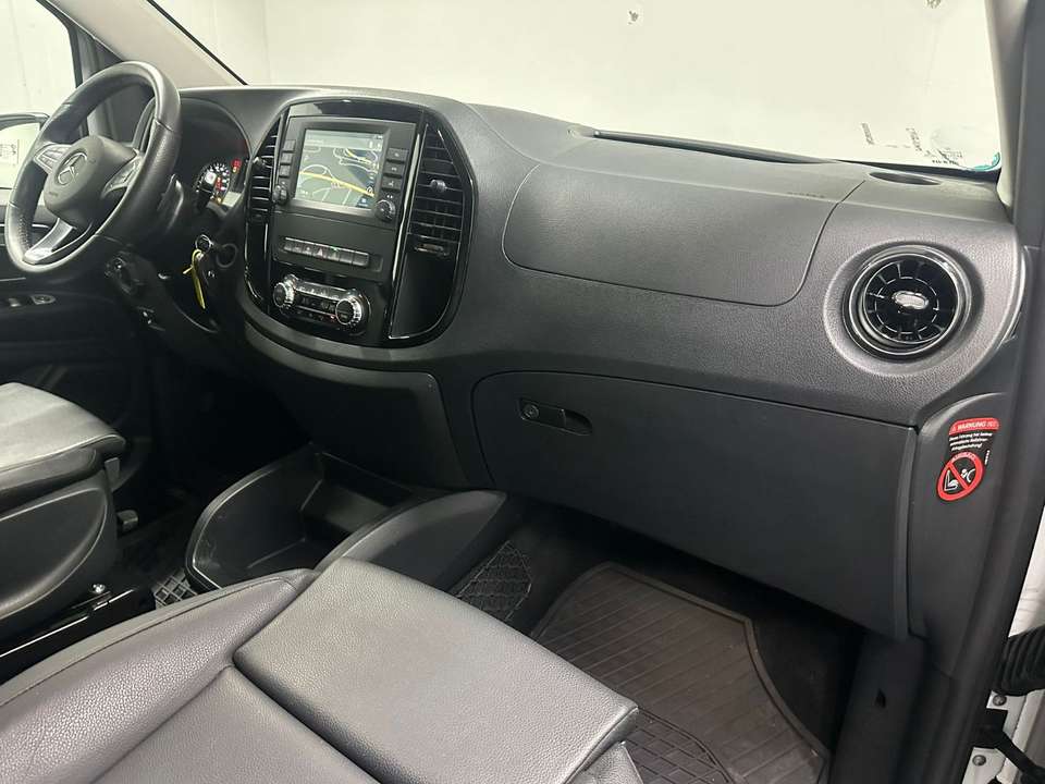 Mercedes-Benz Vito - Imagem 13