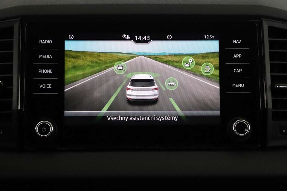 Skoda Karoq - Imagem 14