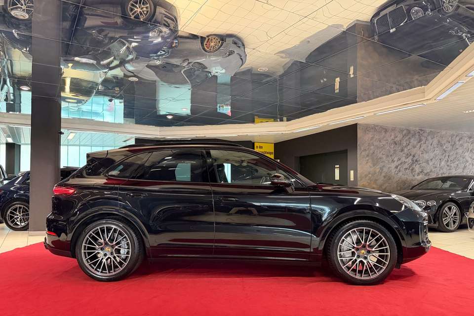 Porsche Cayenne - Imagem 9