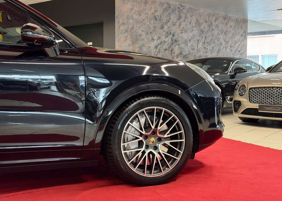 Porsche Cayenne - Imagem 10