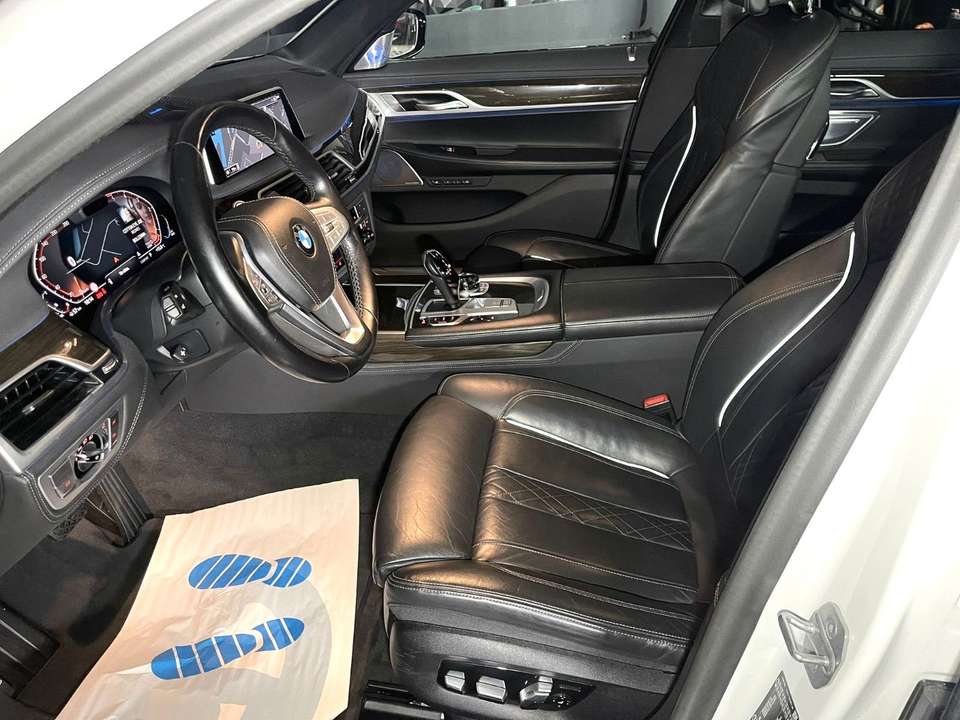 BMW 730 - Imagem 13