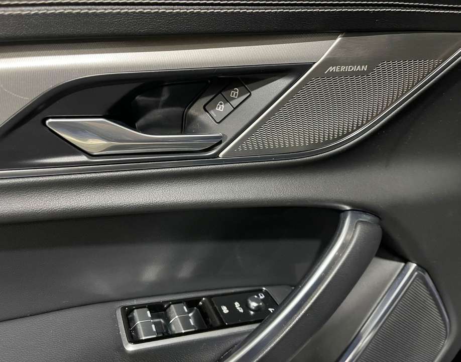 Jaguar XF - Imagem 15