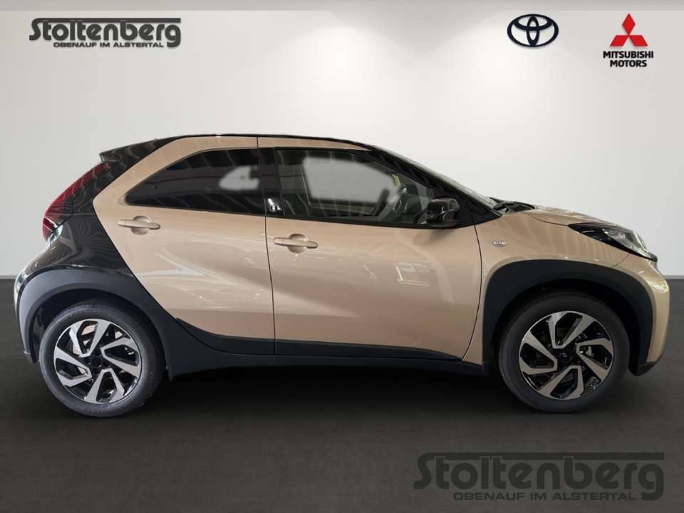 Toyota Aygo X - Imagem 4