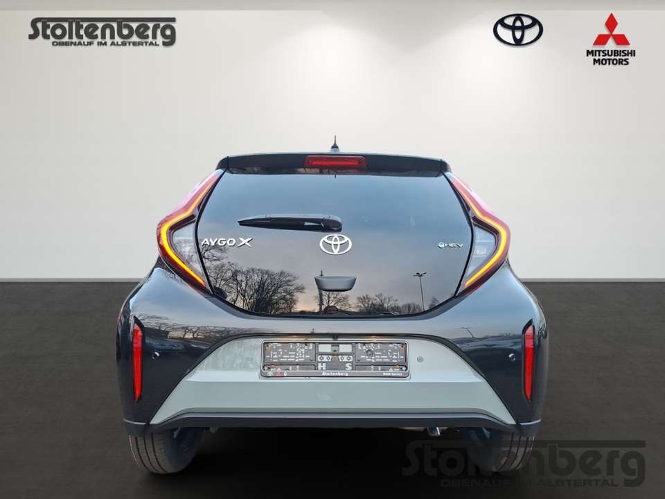Toyota Aygo X - Imagem 6