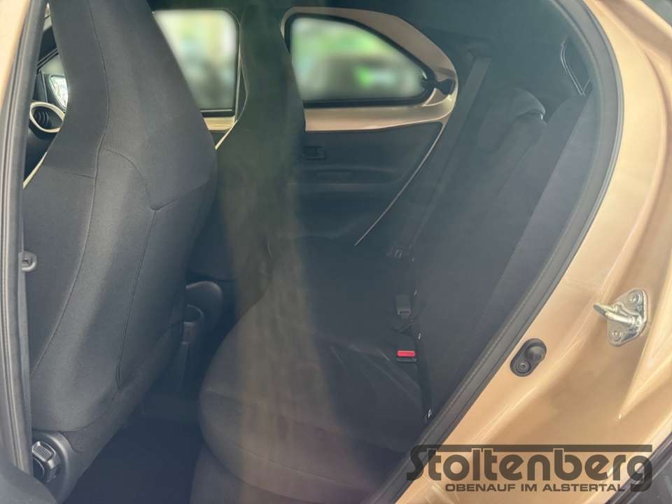 Toyota Aygo X - Imagem 13