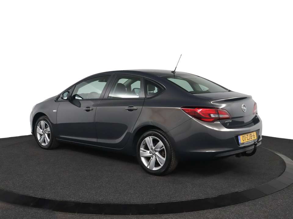 Opel Astra - Imagem 11