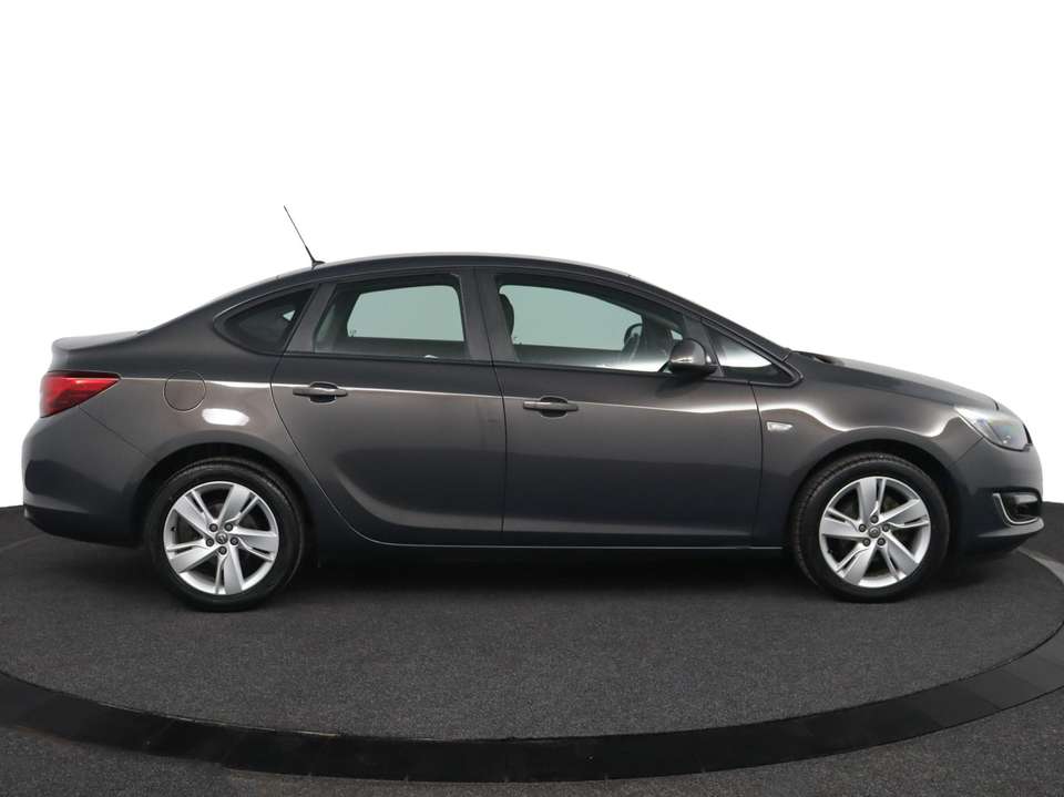 Opel Astra - Imagem 12