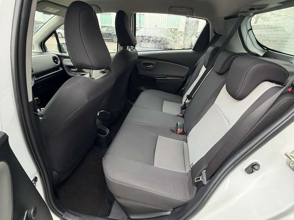 Toyota Yaris - Imagem 8