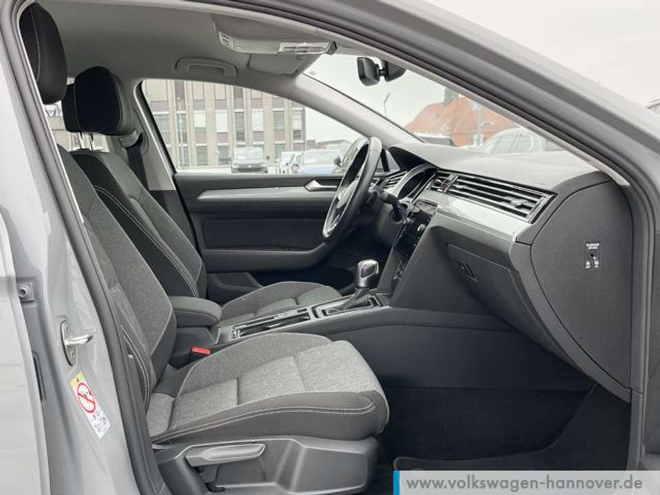 Volkswagen Passat Variant - Imagem 7