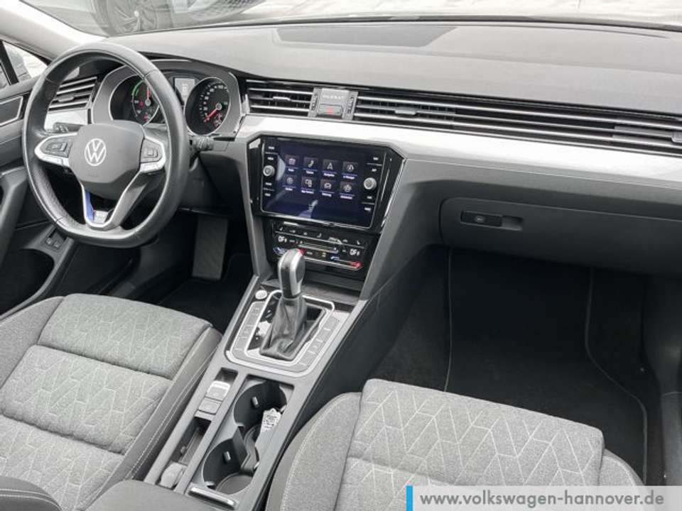 Volkswagen Passat Variant - Imagem 8