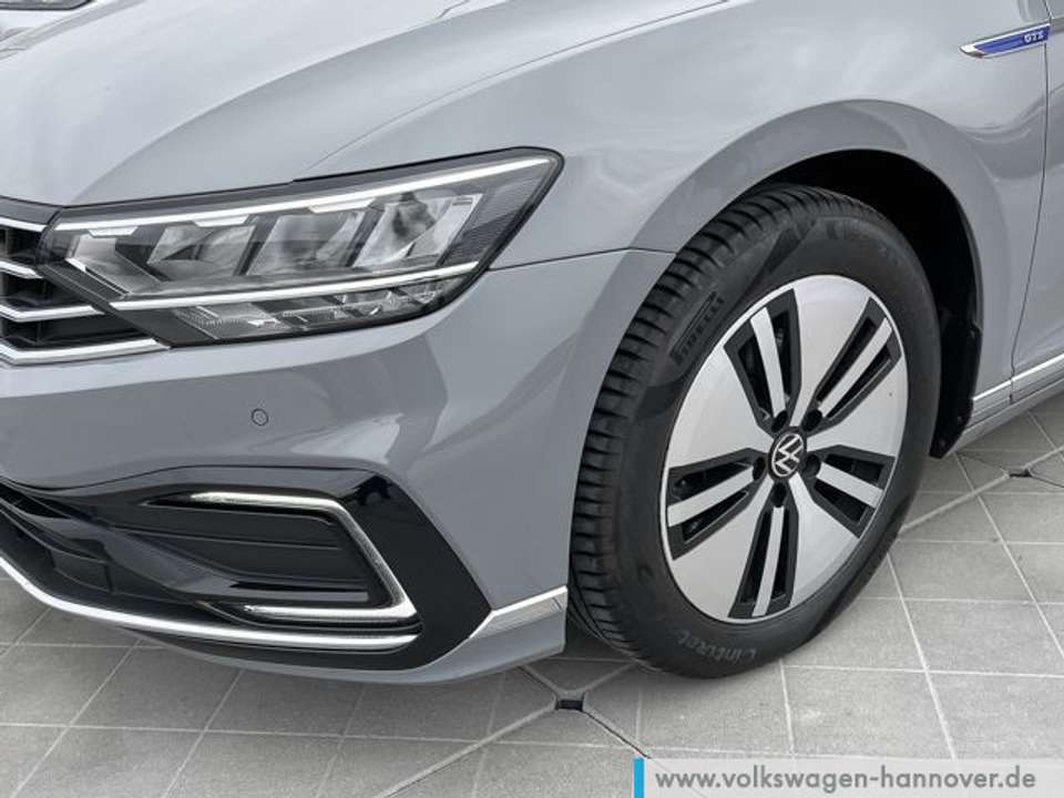 Volkswagen Passat Variant - Imagem 11