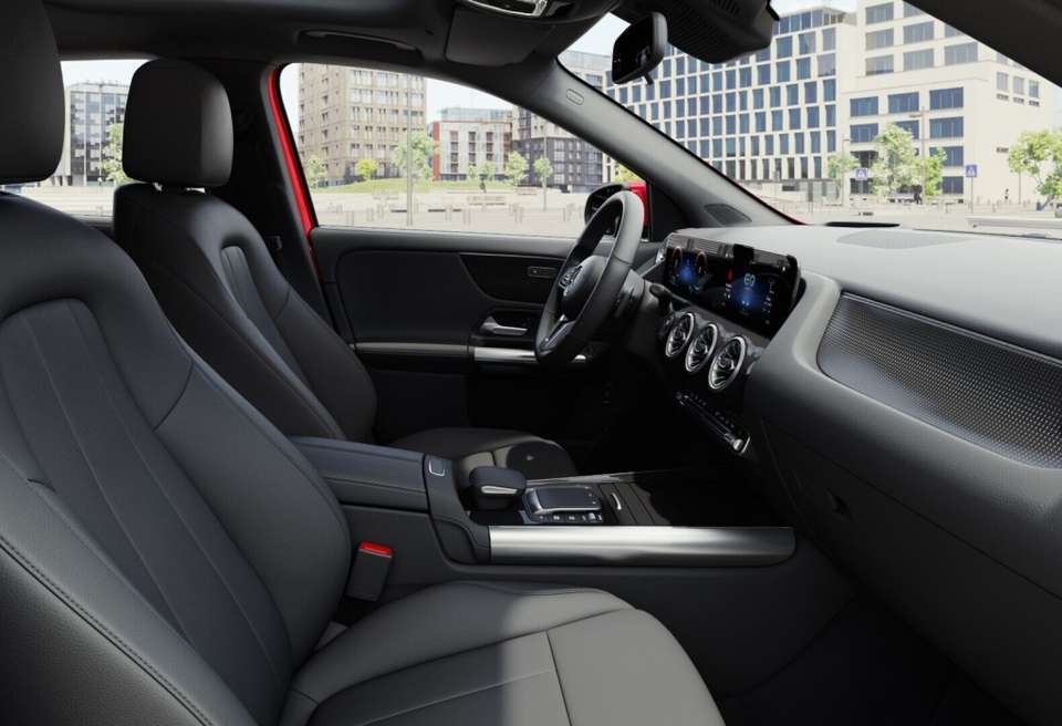 Mercedes-Benz EQA 250 - Imagem 8