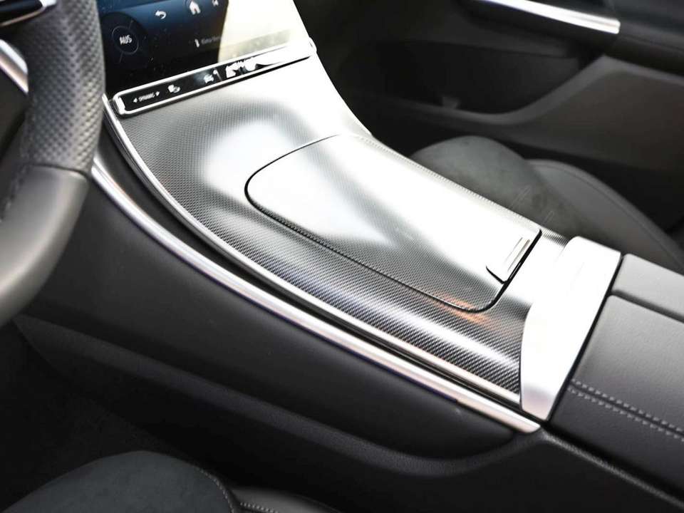 Mercedes-Benz GLC 200 - Imagem 15