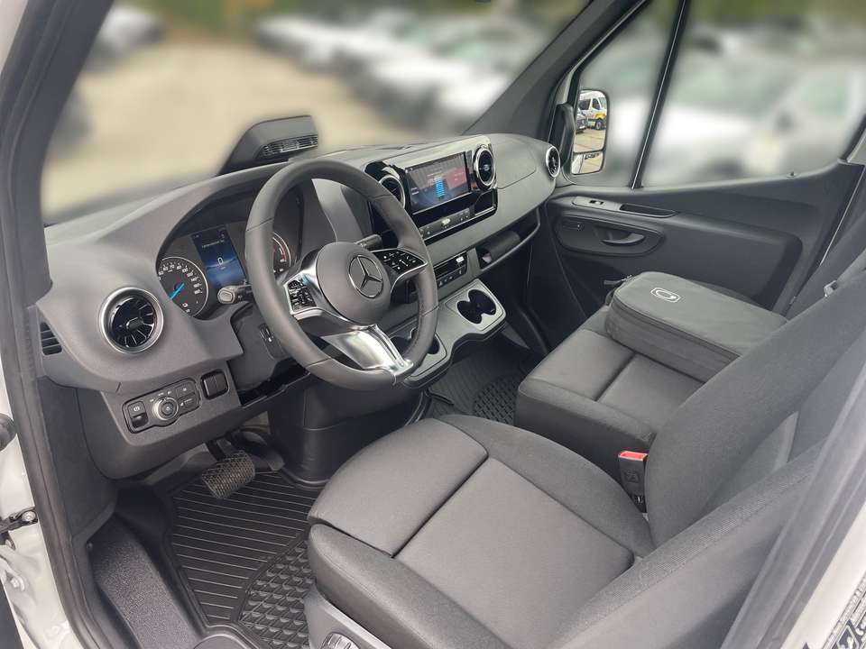 Mercedes-Benz Sprinter - Imagem 8