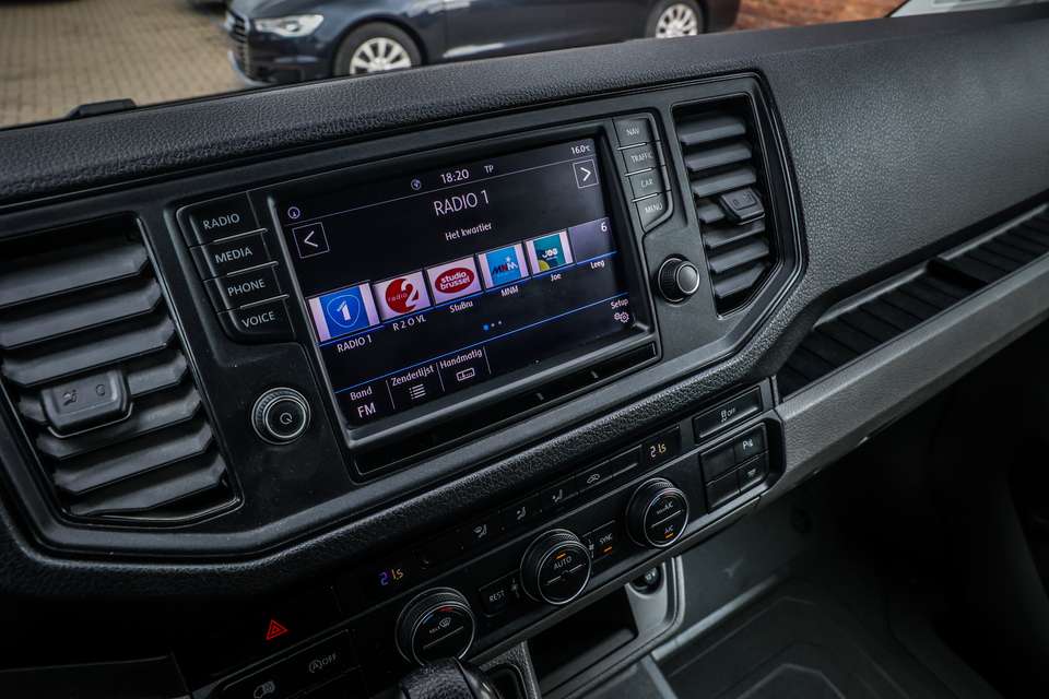 Volkswagen Crafter - Imagem 13