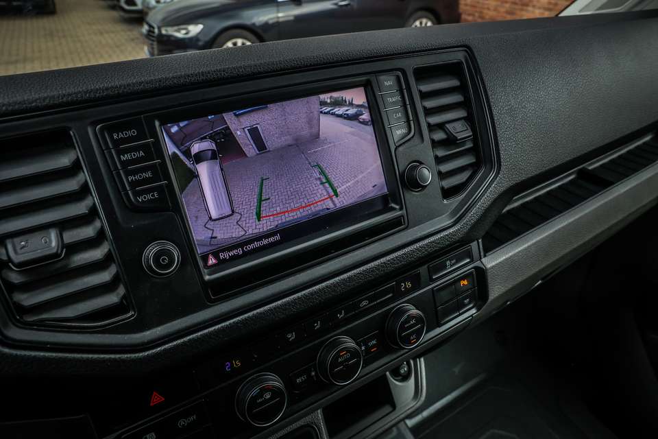 Volkswagen Crafter - Imagem 14