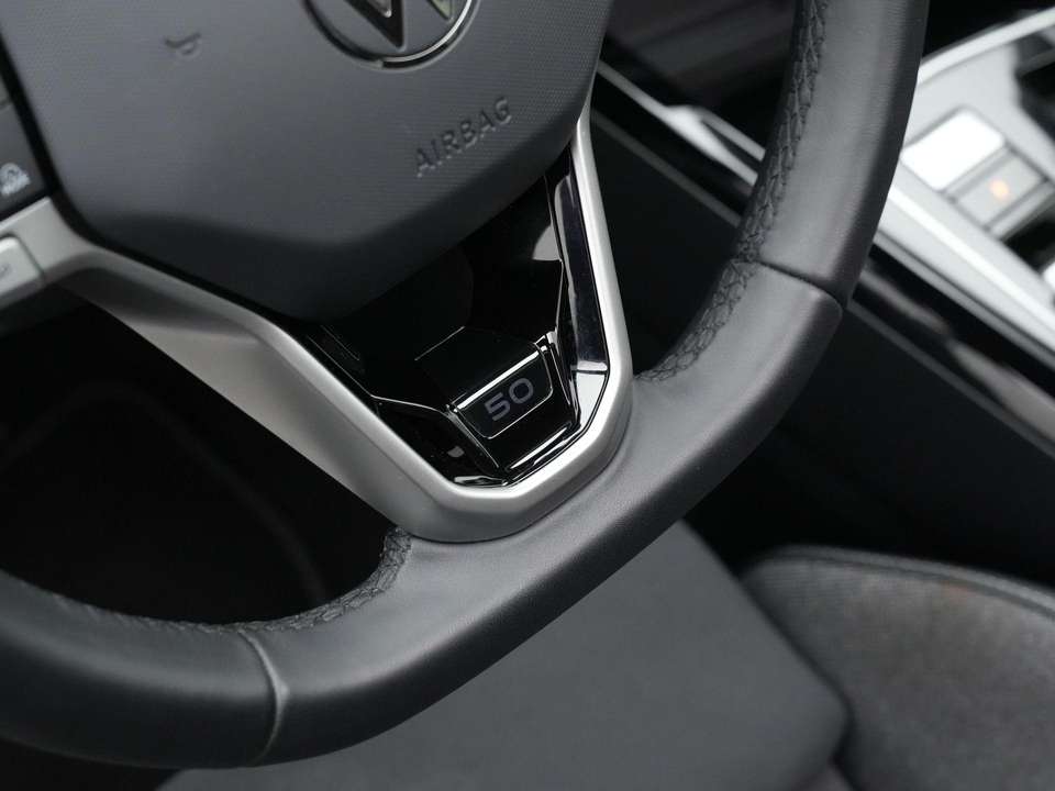 Volkswagen Golf - Imagem 8