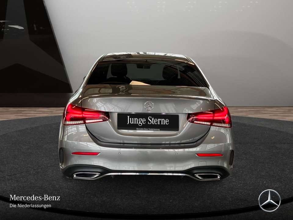 Mercedes-Benz A 200 - Imagem 9