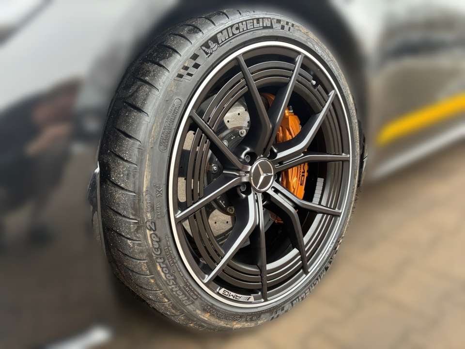 Mercedes-Benz AMG GT - Imagem 4