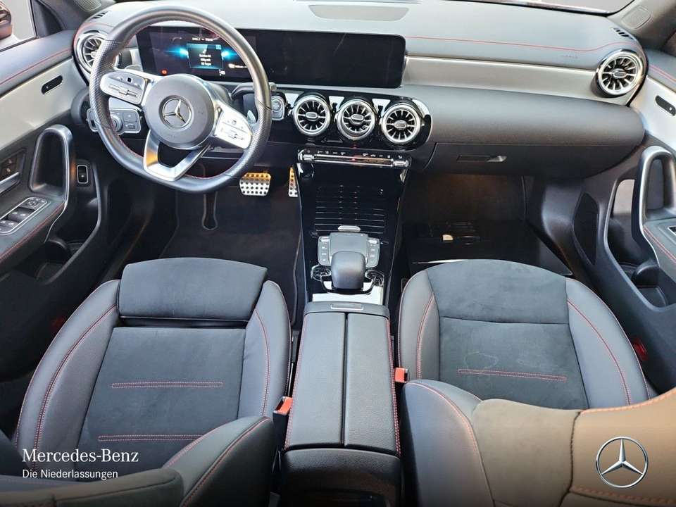 Mercedes-Benz CLA 250 - Imagem 13