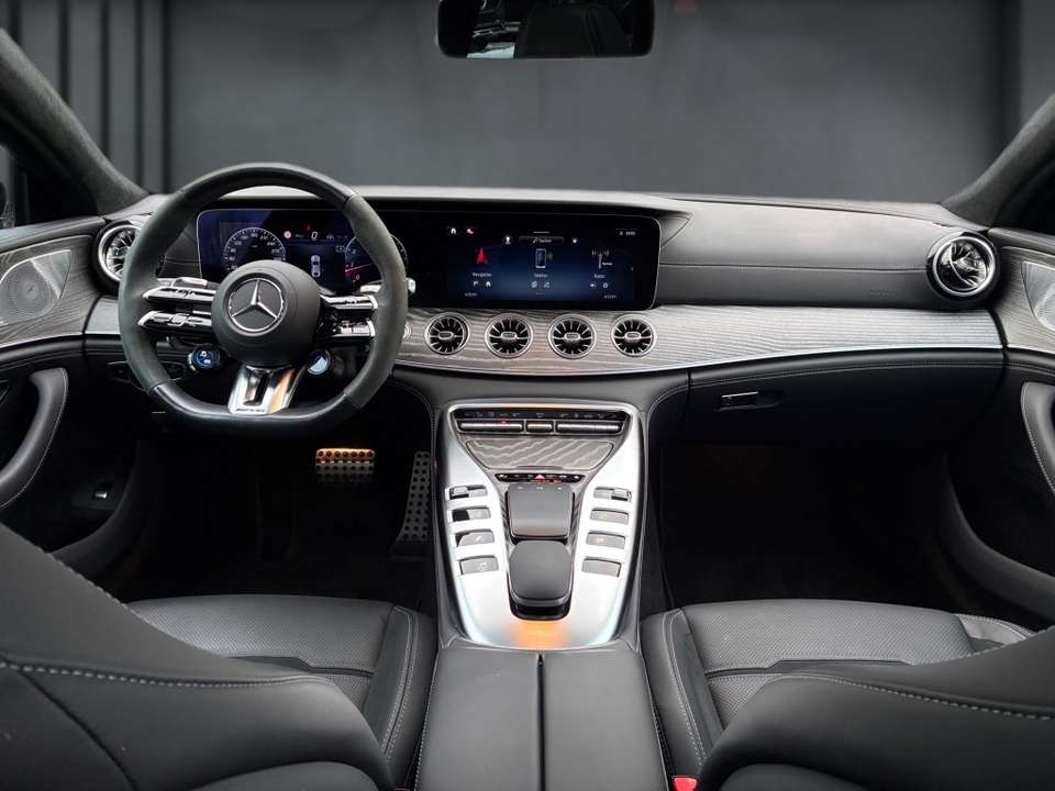 Mercedes-Benz AMG GT - Imagem 15