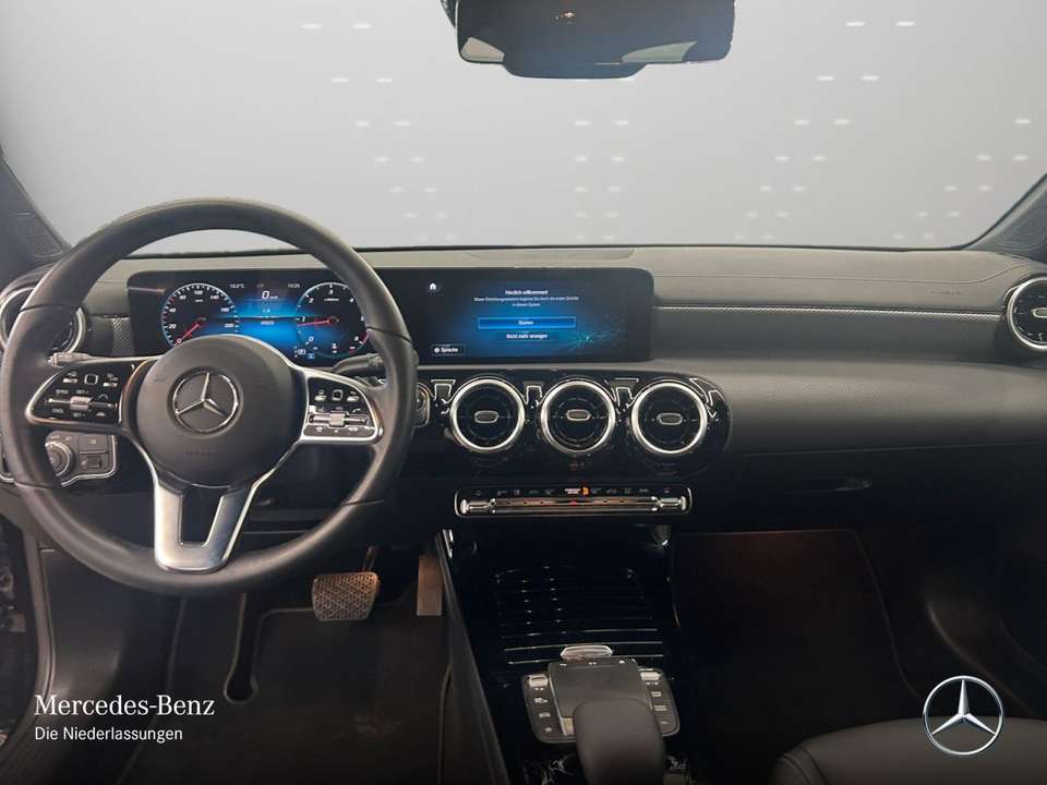 Mercedes-Benz CLA 200 - Imagem 13