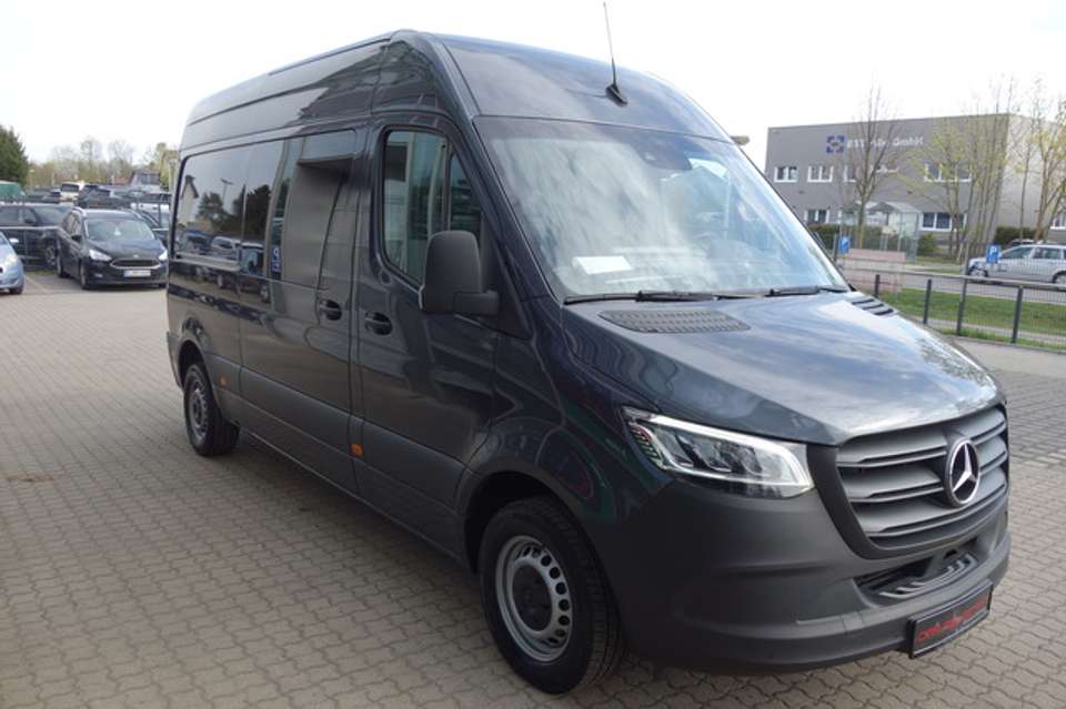 Mercedes-Benz Sprinter - Imagem 2