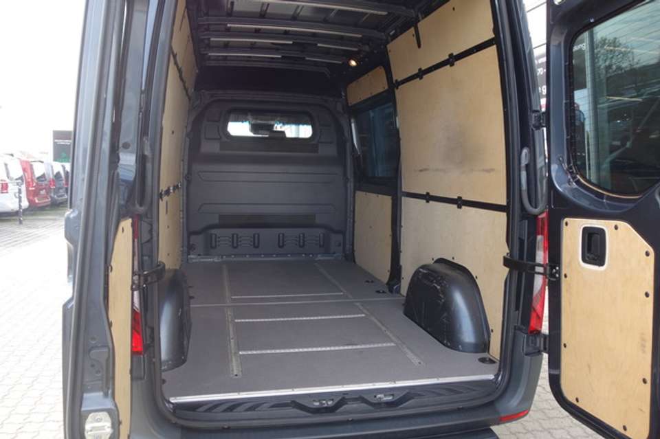 Mercedes-Benz Sprinter - Imagem 7