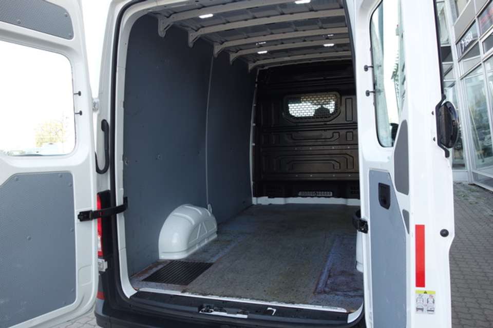 Volkswagen Crafter - Imagem 8