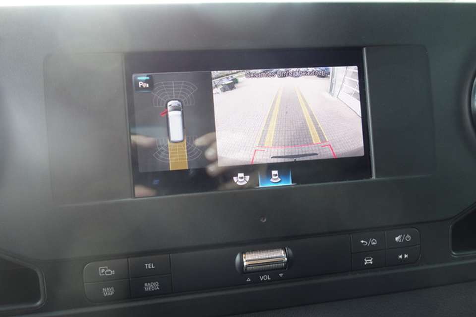 Mercedes-Benz Sprinter - Imagem 14