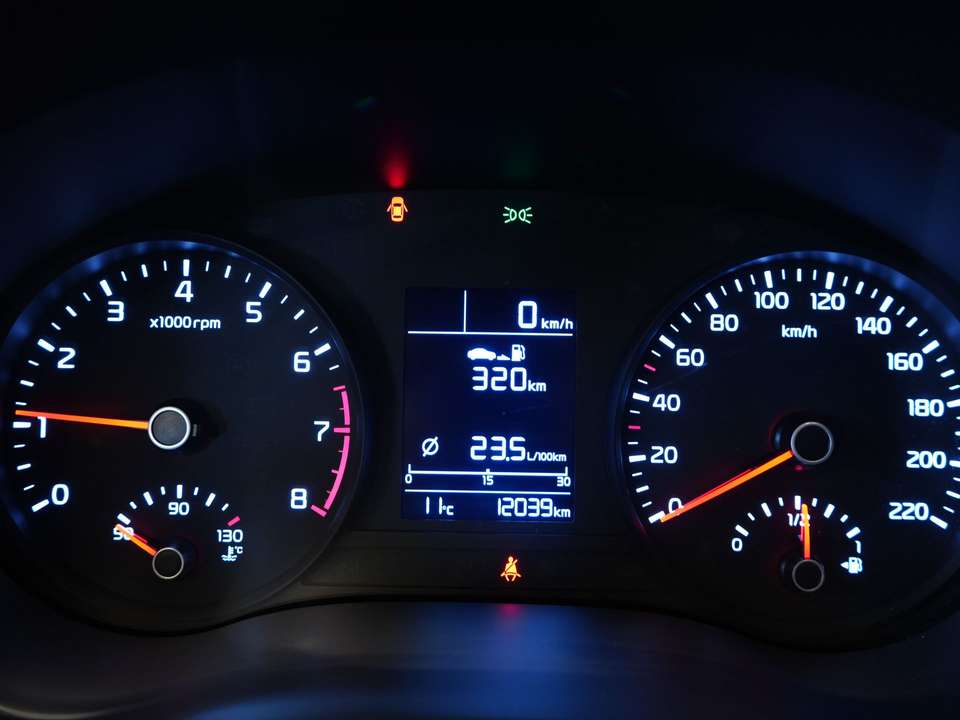 Kia Stonic - Imagem 13