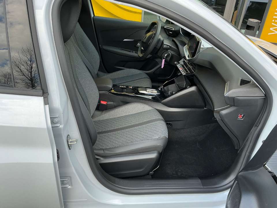 Peugeot 208 - Imagem 12